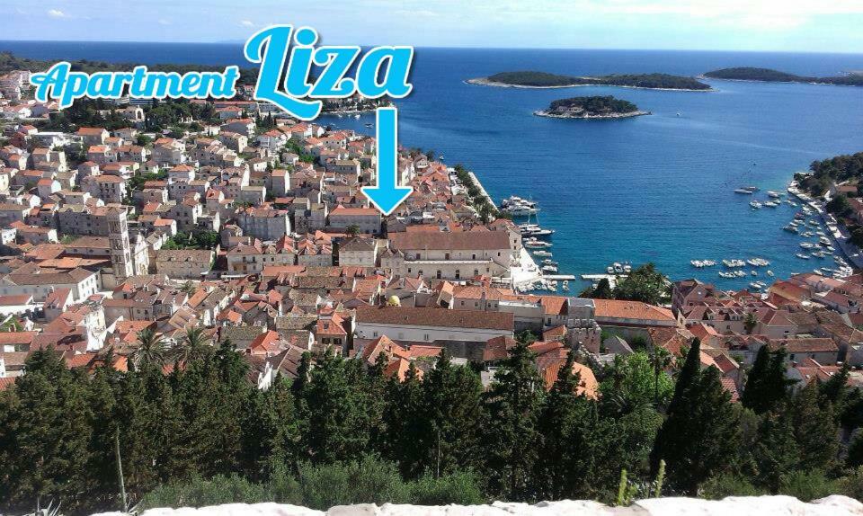 Liza's downtown apartment Hvar Town Exterior foto